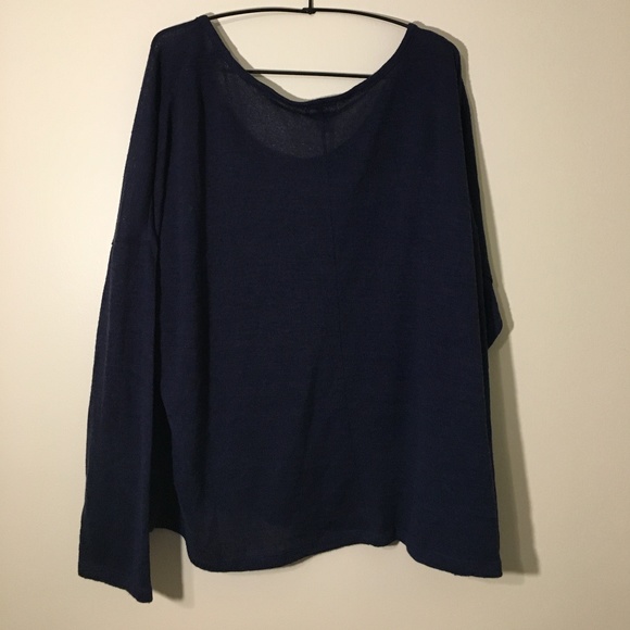 Old Navy Sweaters - //navy blue sweater//